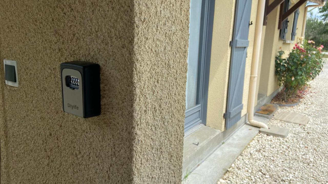 Gite A La Campagne Avec Jacuzzi Avensan Exterior foto